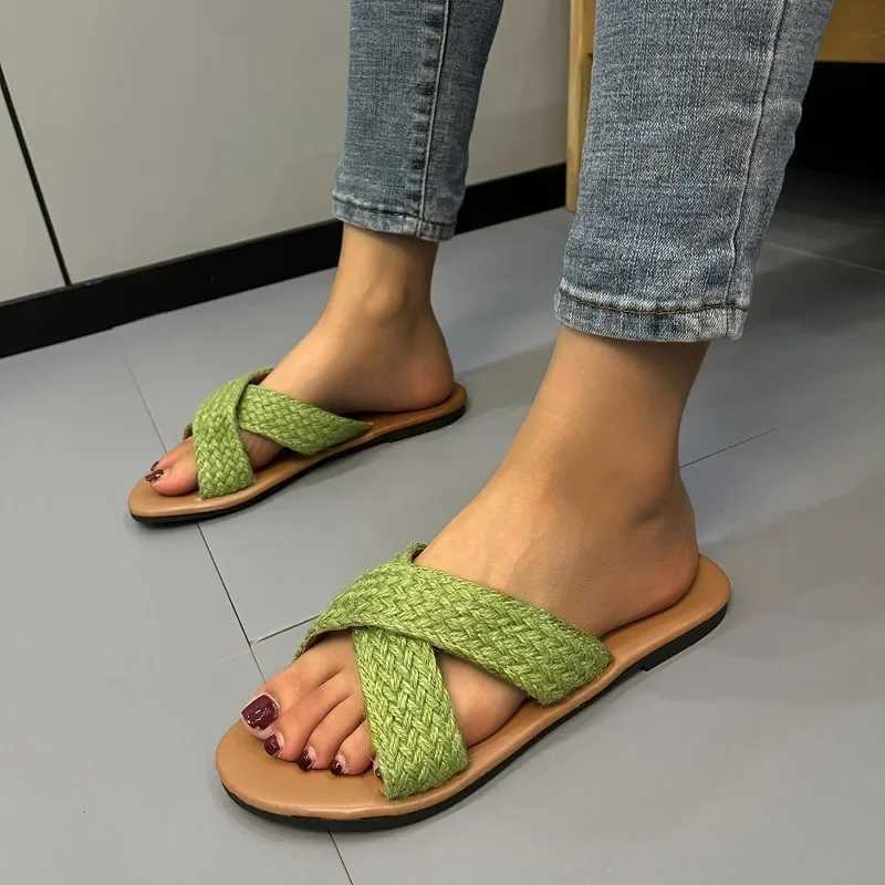 スリッパスリッパレディーススー2023 Ig Quality PEEP TOE WOMENS FASION SOLID CASUAL WOMEN OT SALLOW SALLOW FLAT H240326EAVU