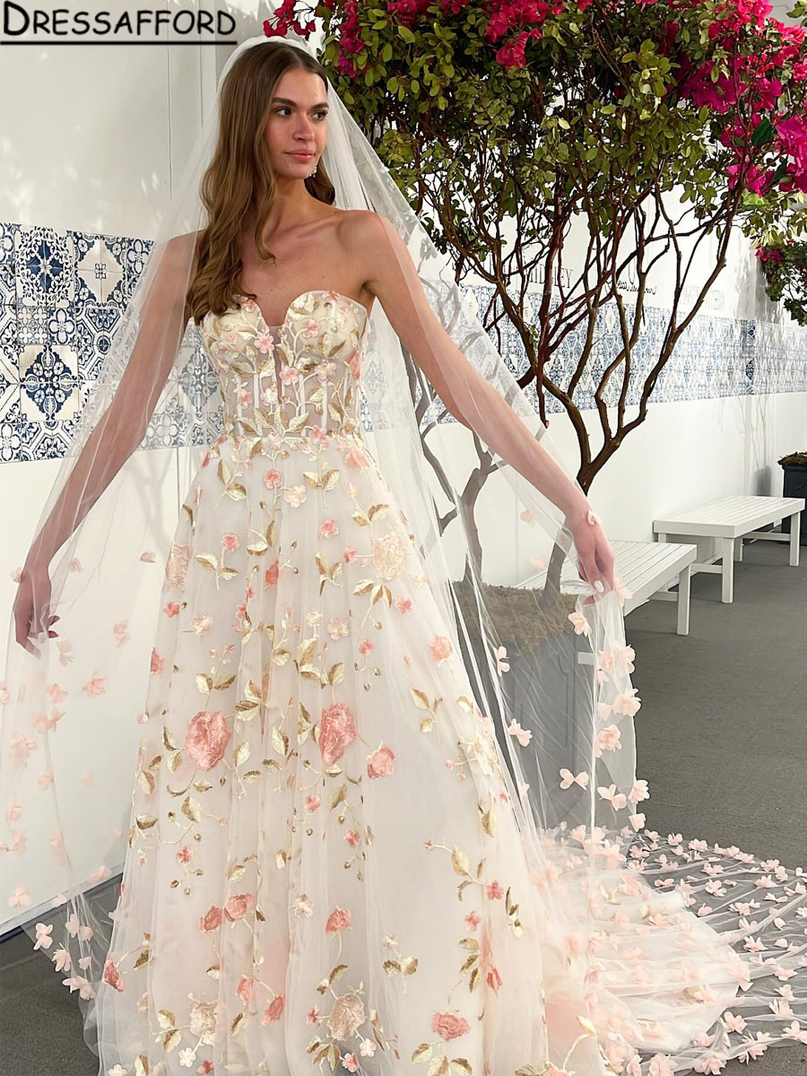 Abiti da sposa da sposa con applicazioni floreali Abiti da trapezio in tulle senza maniche con scollo a cuore le donne Occasioni formali matrimoni