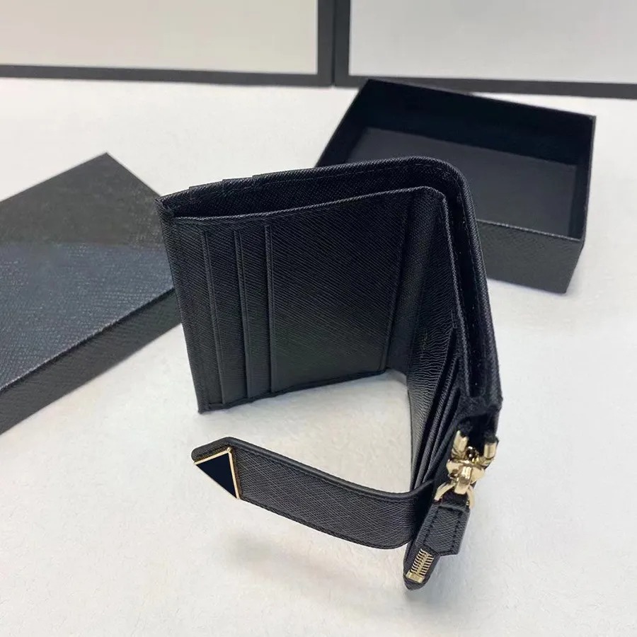 Fentes pour cartes de crédit Portefeuille de créateurs Porte-monnaie Porte-cartes Porte-cartes 2024 Nouveau Porte-monnaie Porte-clés Femmes Hommes Boîte Triangle Cuir Zipper Luxe Lady Saffiano Portefeuilles de cartes de visite