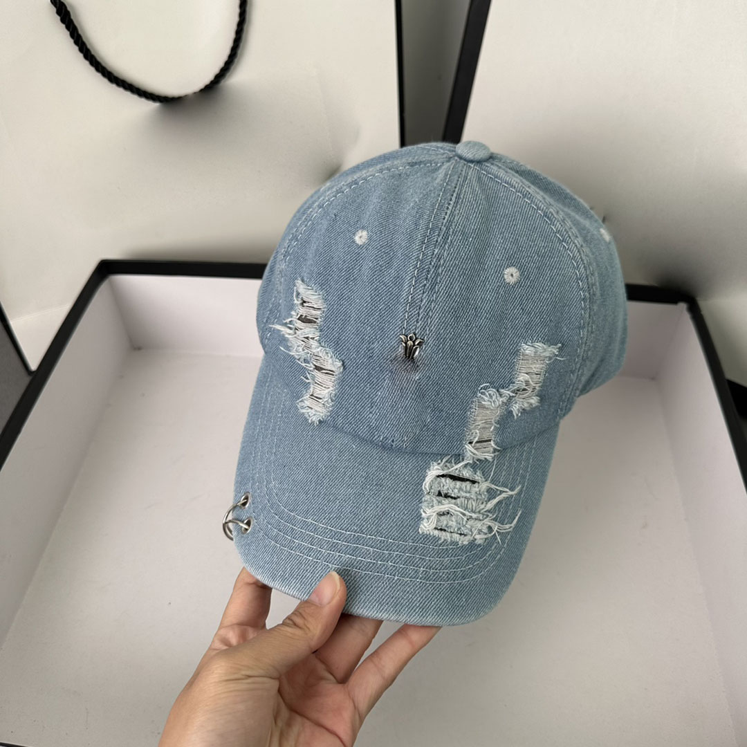 Spring/Summer Baseball Cap Women's Vintage Distressed Denim Trucker Hats Men's Personalized Designer Hat Solid Color Brim Buckle Casquette