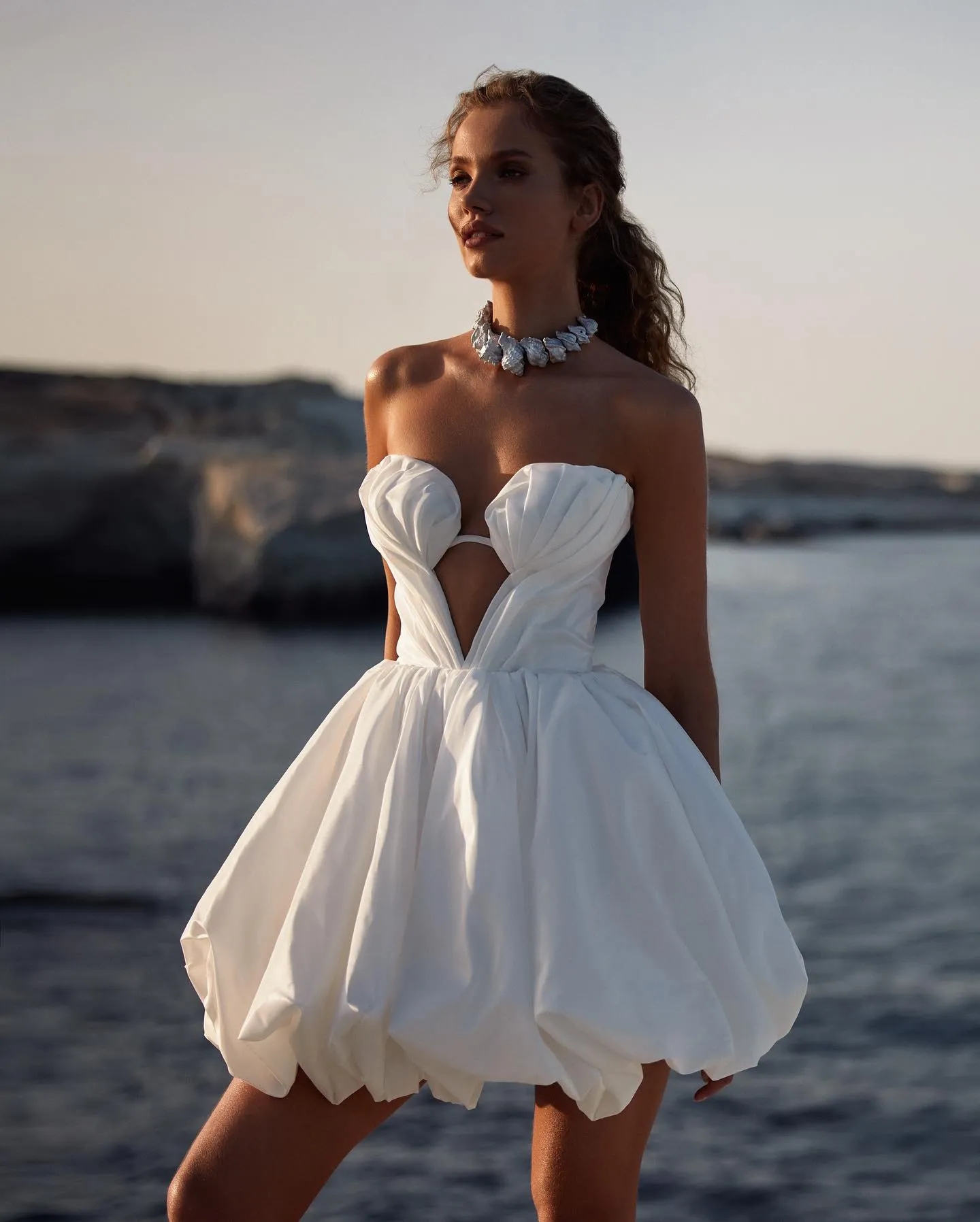 Milla Nova Short A Line Beach Wedding Dresses Puffy Sweetheart Satin Wedding Dress Lace Up Back Designer Bridal Clows