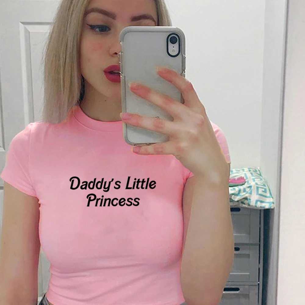 Damen Tanks Camis Daddys Little Princess Womens Crop Shirt Brief Drucken Grafik T-Shirt Dame Mädchen Sommer Sexy Baby T-Shirt Weibliche Casual Crop Tops 24326