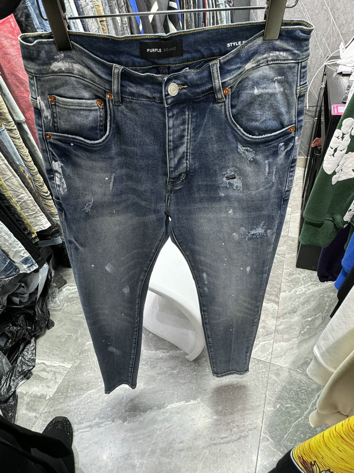 24004 VIOLET Jeans pour hommes de haute qualité Jean de motard en détresse pour moto Rock Skinny Slim Bande déchirée Pantalon en denim avec broderie de serpent à la mode