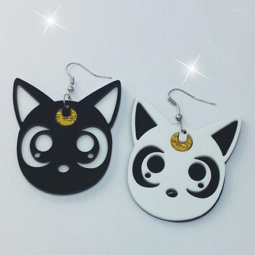 Kolczyki Dangle Cartoon Harajuku anime księżyc czarny kot piękny cosplay kropla akrylowa biżuteria dla kobiet moda 217z
