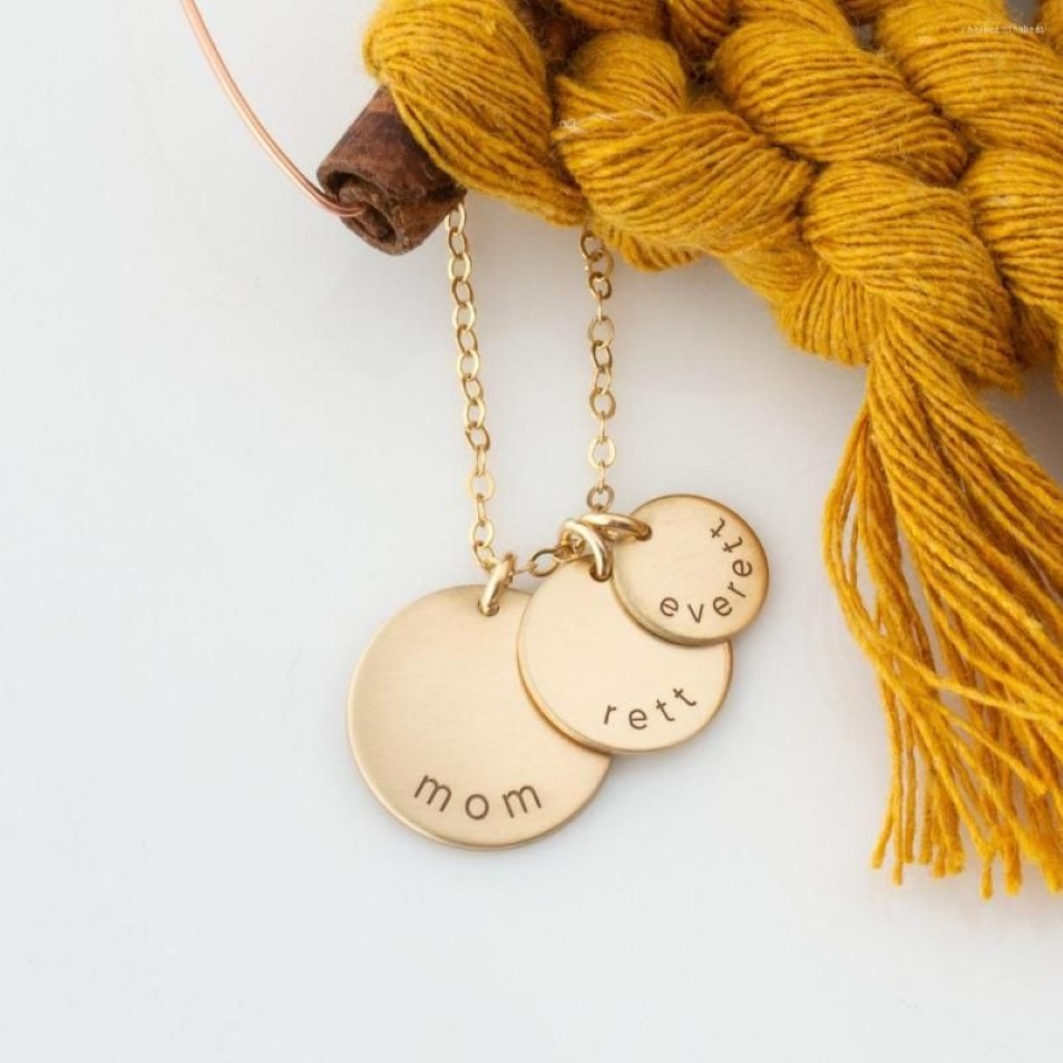 Collane con ciondolo Incisione personalizzata Collana con nome di famiglia bambini Pendenti con albero Regalo personalizzato la mamma Her2830