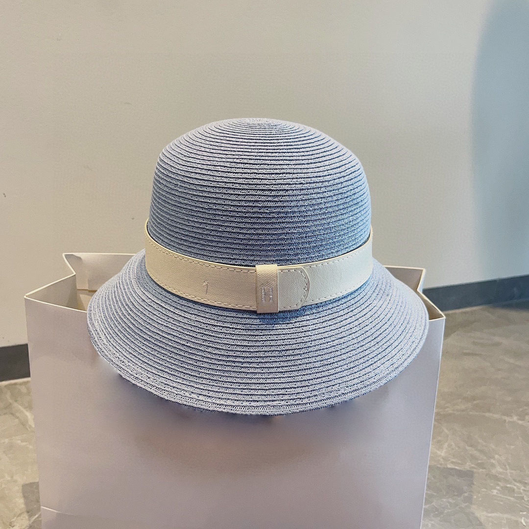 Klassisk Sun Protection Designer Bucket Hat Kvinnors eleganta och generösa stråhatt utomhus högkvalitativa modestrandhattar