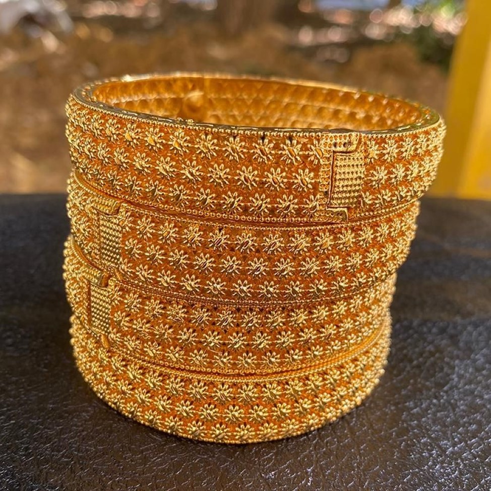 Bangle 4 stks Dubai Armbanden Voor Vrouwen Goud Kleur Islam Midden-oosten 24 k Ethiopische Armbanden Bruiloft Sieraden Afrikaanse Gifts295q