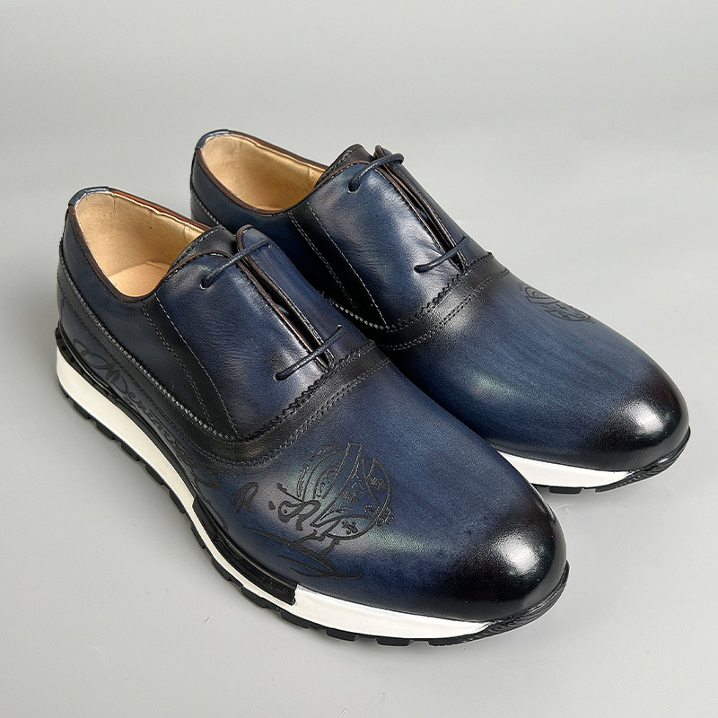 Högklassiga affärsläderskor för män brittisk stil läder stilig slip-on gas bröllopskor manlig storlek 45 46 47 zapatillas de hombre a19