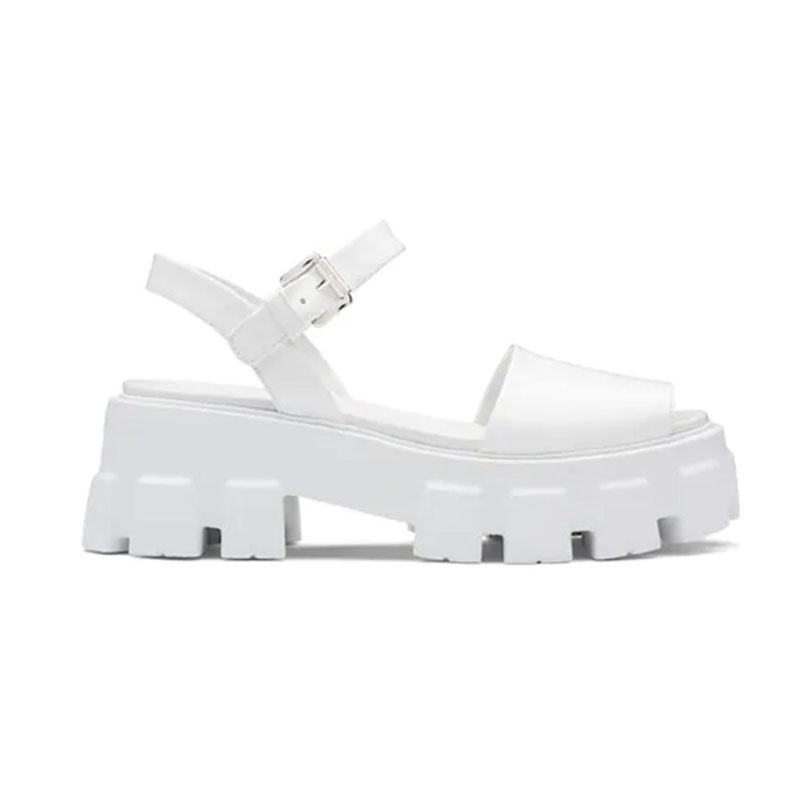 Triangellogotyp Casual Sandles With Box Peep Toe Designer Summer Chunky Heels Läderet Dreable Tjock Sole Justerable Strap Slingback Office Outdoor