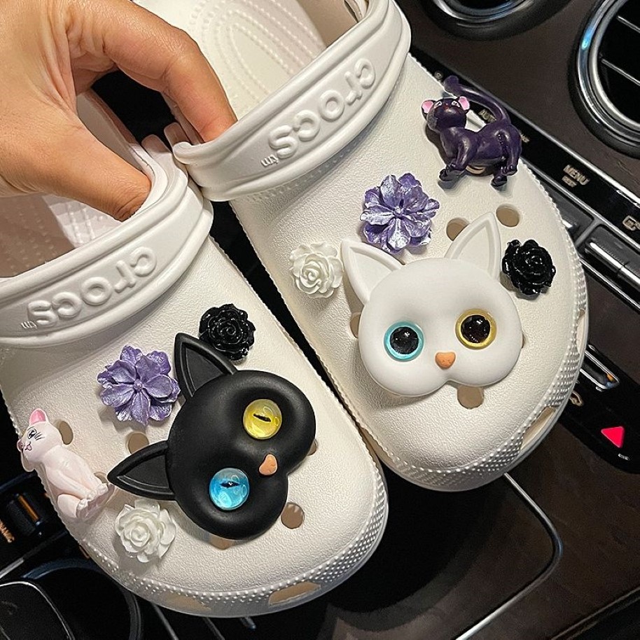 Black White Cats Flowers Croc Charms Designer Diy Animal Jeans Skor Decation Accessories for Jibs Clogs Kids Boys Girls Gifts266L