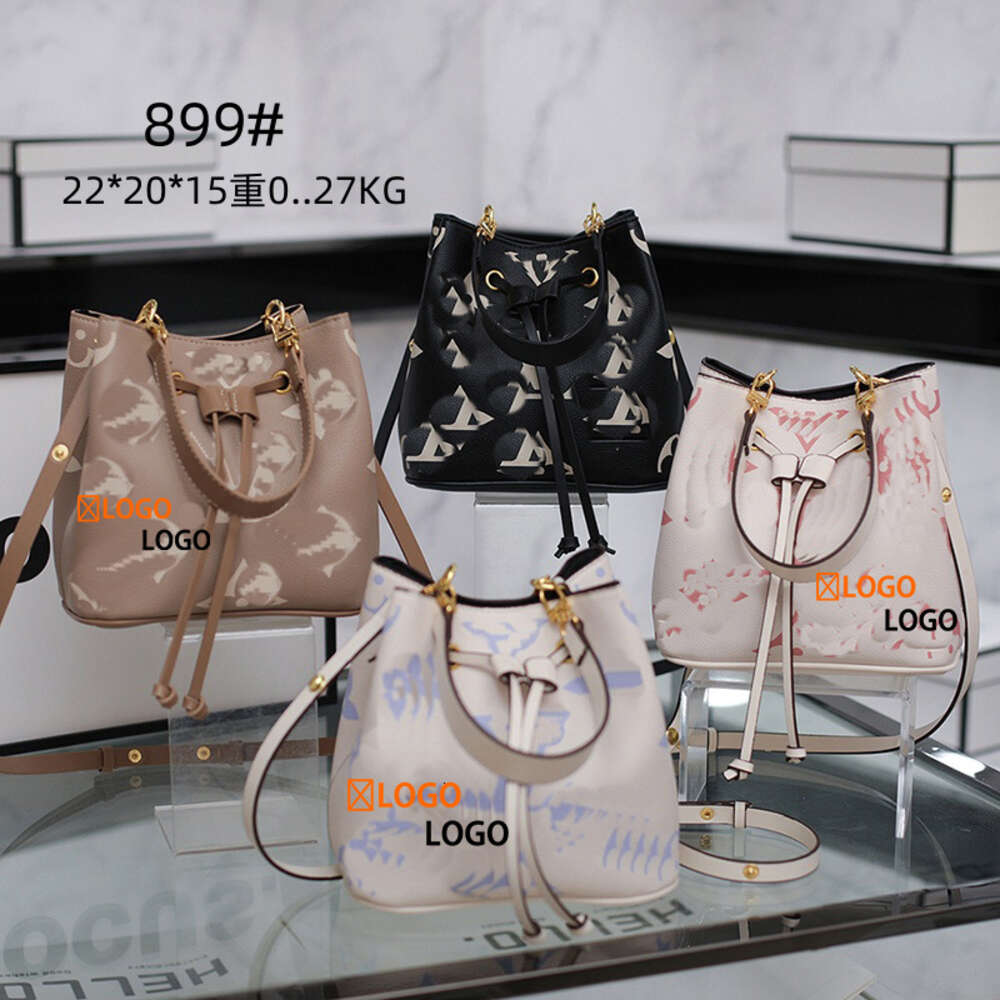 Source Store Design Shoulder Bag Lvjia Classic Bucket Old Flower Blessing 2024 New Single Crossbody Small Tassel Embossed Handbag