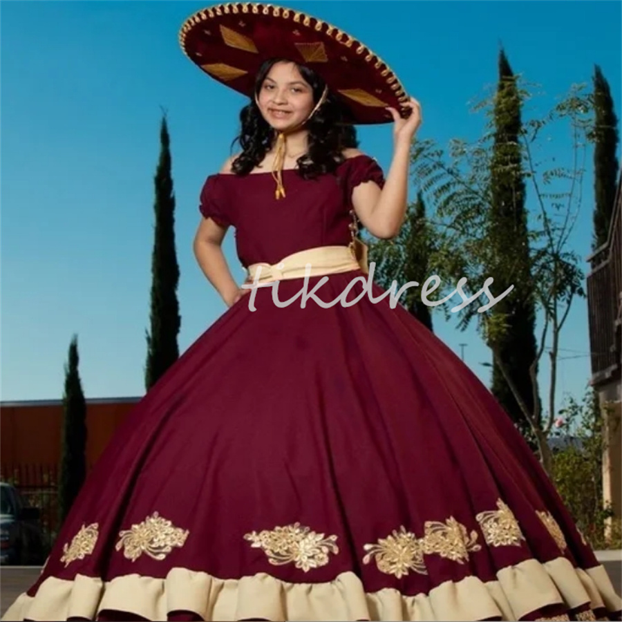 Robes médiévales mexicaines Charro Quinceanera avec appliques, épaules dénudées, robes De XV 15 ans, robes de fête d'anniversaire, Corset à lacets, robe douce 16 avec nœud, 2024