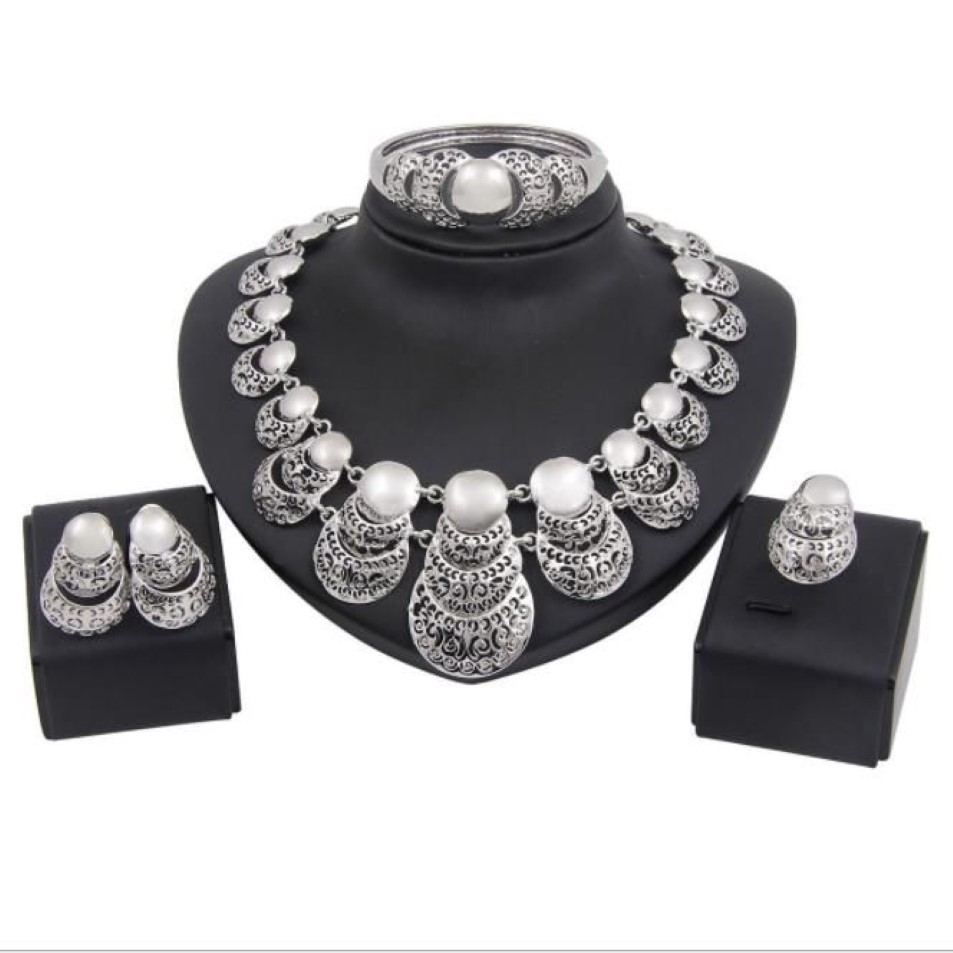 Charm Dubai Gold Plated Crystal Smyckesuppsättningar för kvinnor afrikansk hänge halsbandörhängen Bangle Rings Party Dress Accessories L2BI283K