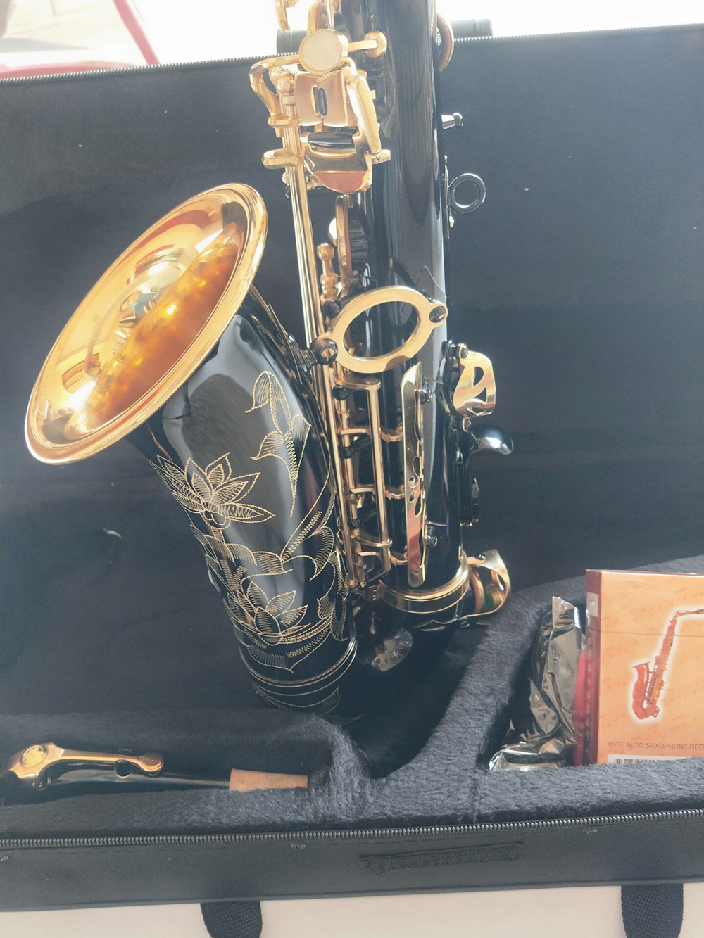 Professionelles Altsaxophon YAS-875EX Gold Key Super Musikinstrument Beste Qualität, tiefes Schnitzen, zielstrebiges schwarzes Saxophon