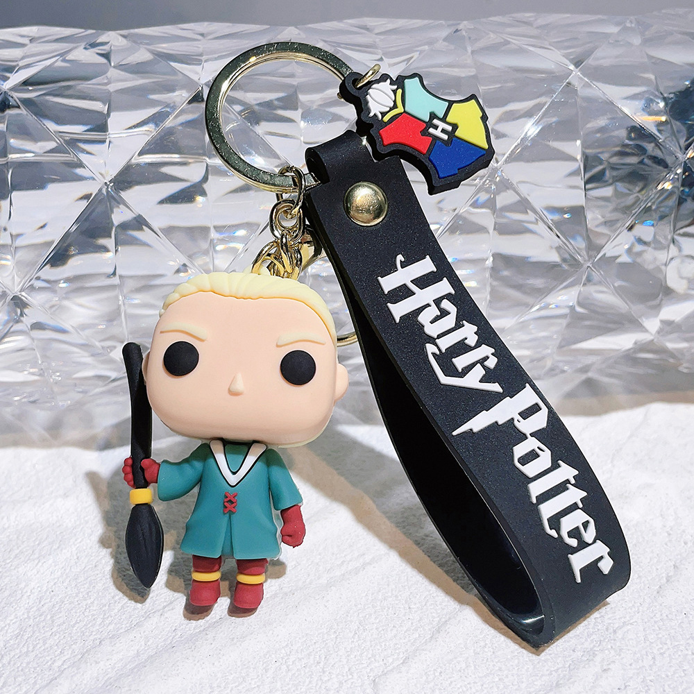 Fashion Cartoon Movie Character Keychain Rubber And Key Ring For Backpack Jewelry Keychain 083525