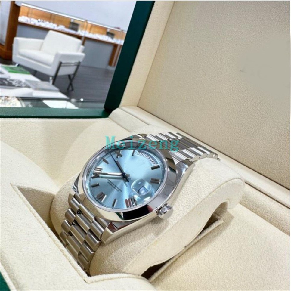 2023ダイバースポーツリストウォッチ社長40mmデイデート228206 Platinum Ice Blue Roman Dial Brand New Men's Automatic Watch294f