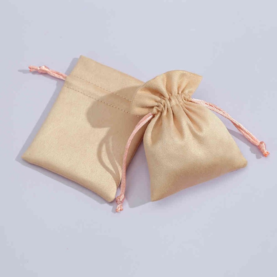 50 pz di Alta Qualità flanella di Stoccaggio Sacchetti di Velluto Perline Tè Caramelle Gioielli Organza Borsa Con Coulisse la Cerimonia Nuziale Regalo Di Natale Sacchetti233T