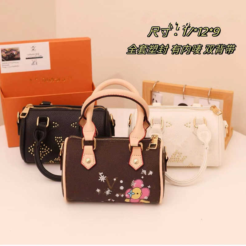 32% KORTING Designer tas 2024 Handtassen Premium Kussen Gedrukte Letter Cross Body Handtas Mini Geschenkverpakking