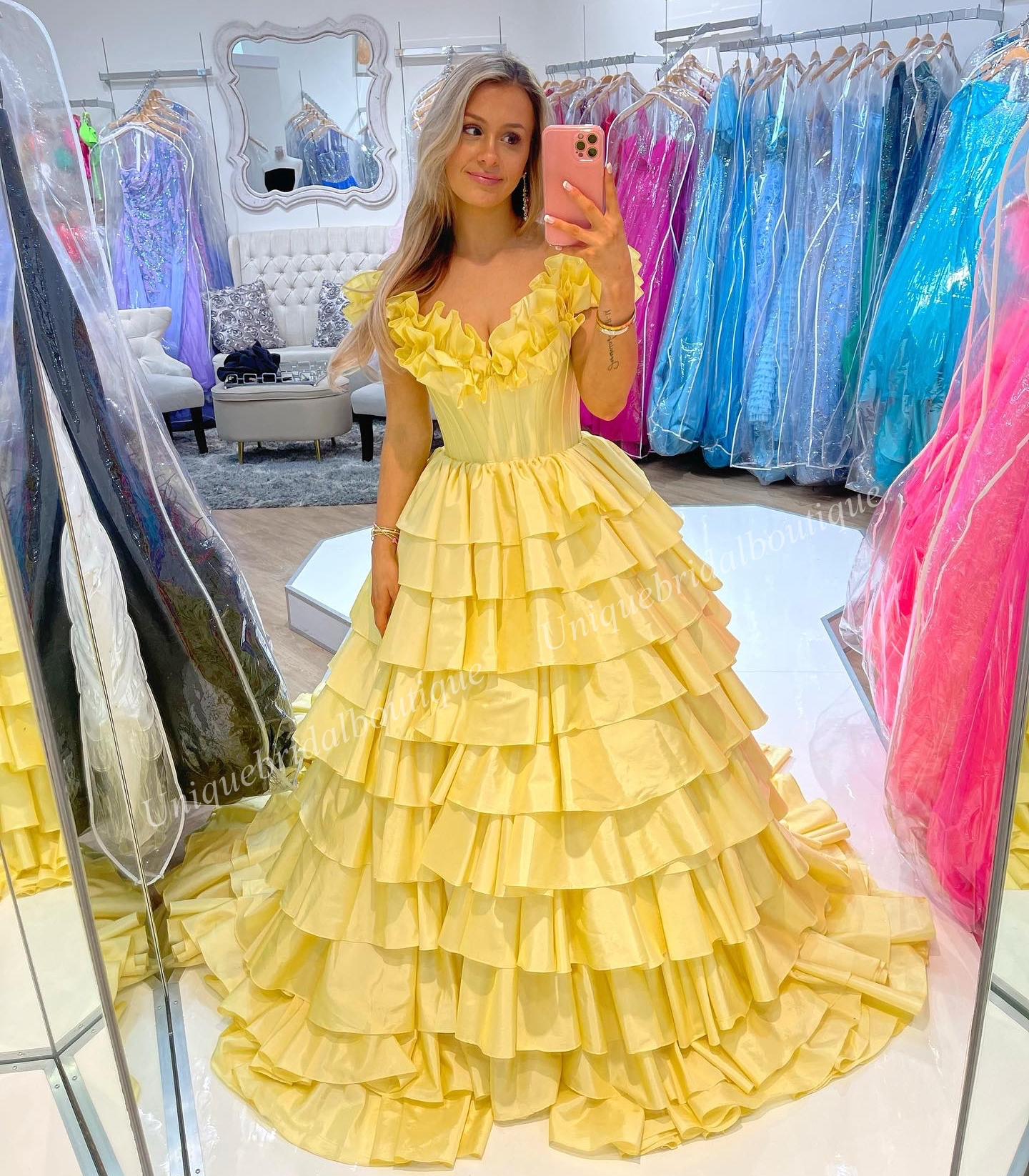 Ruffle Taffeta Prom Dress Fuchsia Yellow Off-Shoulder Lady Preteen Pageant Gown Formal Evening Cocktail Party Wedding Guest Red Capet Runway Gala Black-Tie High Slit