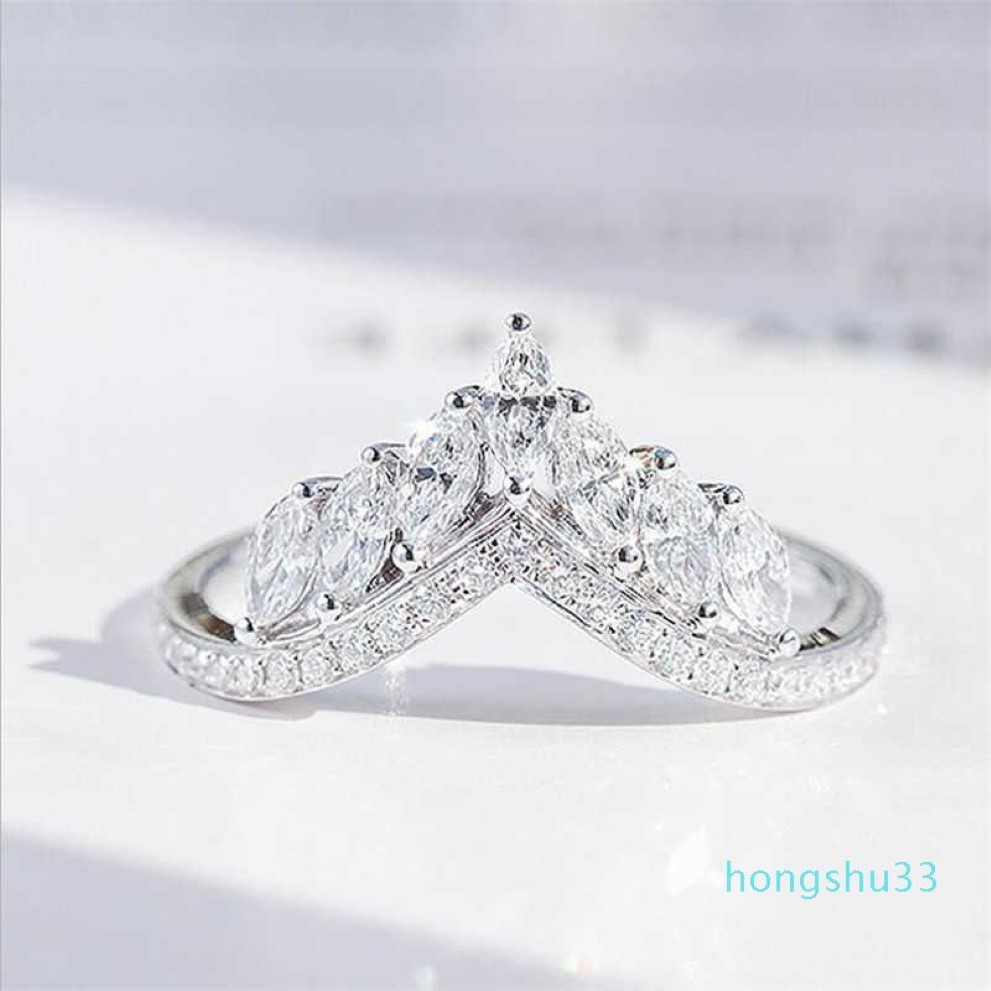 Taille 6-10 Bijoux de luxe Réel 925 Sterling Silver Couronne Bague Pleine Marquise Coupe Topaze Blanche Cz Diamant Moissanite Femmes Mariage Ban197u