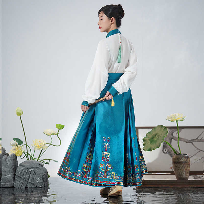 New Horse Face Skirt Chinese Ming Dynasty Hanfu Improved Edition for Work Wearable Style Set