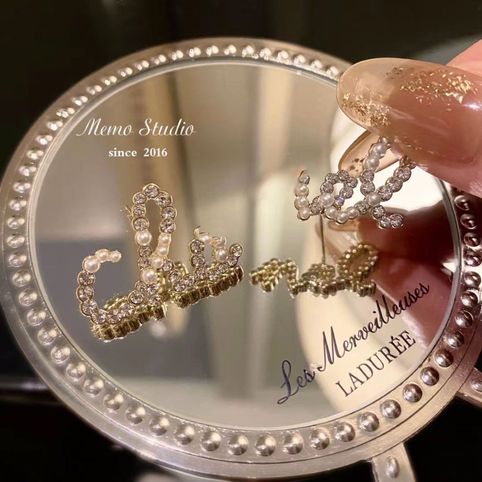 Mode Dames Designer Stud Oorbellen Stempel Luxe Sieraden Diamant Letter Earing 18K Vergulde Vintage Europese Minnaar Bruiloft Par197D