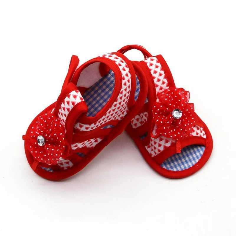 Sandalen 0-18 m Baby-peuterschoenen Gaasbloem voor babymeisjes Zomer holle sandalen Geometrisch bedrukte schoenen met zachte zolen voor jongens en meisjes 240329