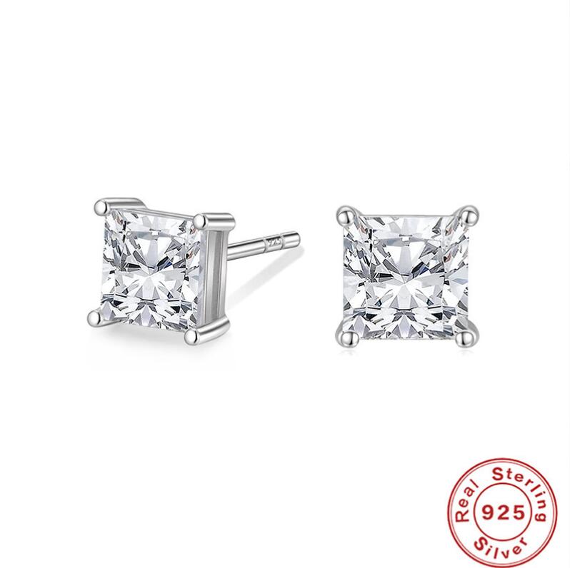 2024 Moissanite Diamond Stud Earrings Simple Fine Jewelry Real 100% 925 Sterling Silver Classical Six Claw Round Cut Zircon 여성 웨딩 이어링 선물 절대 페이드