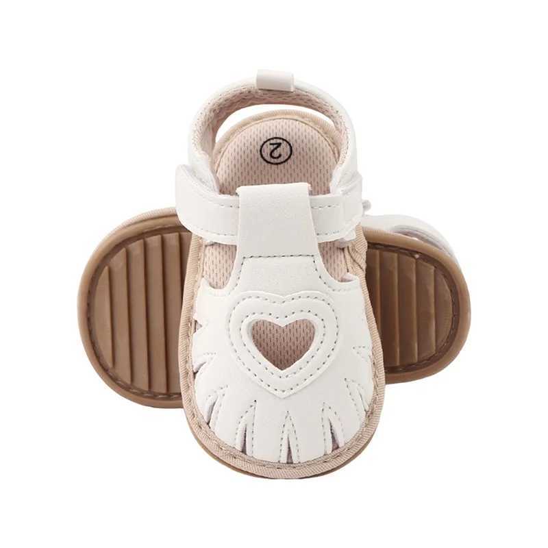 Sandali Sandali piatti unisex-bambino neonato Suola morbida con ritaglio a cuore Principessa Scarpe da passeggio bambino 240329