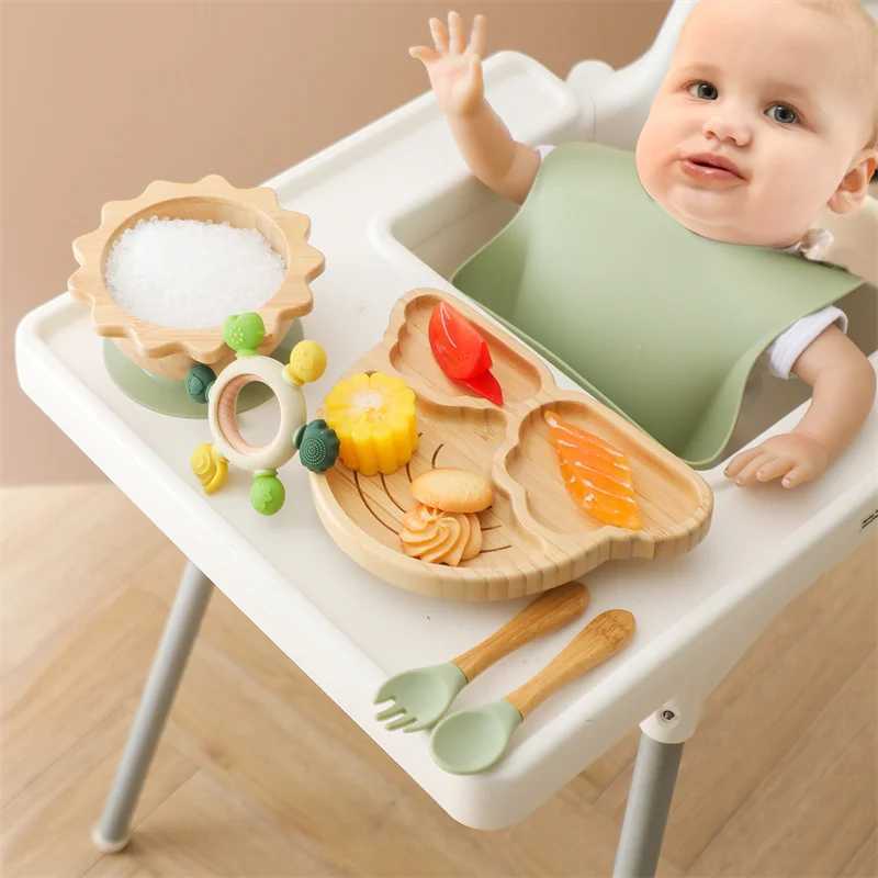 Cups Dishes Utensils Baby Bamboo Wooden Tableware Set Clouds Dinner Plate Sun Bowl With Silicone Suction Fork Spoon Cup Baby Dinnerware Feeding Gift 240329