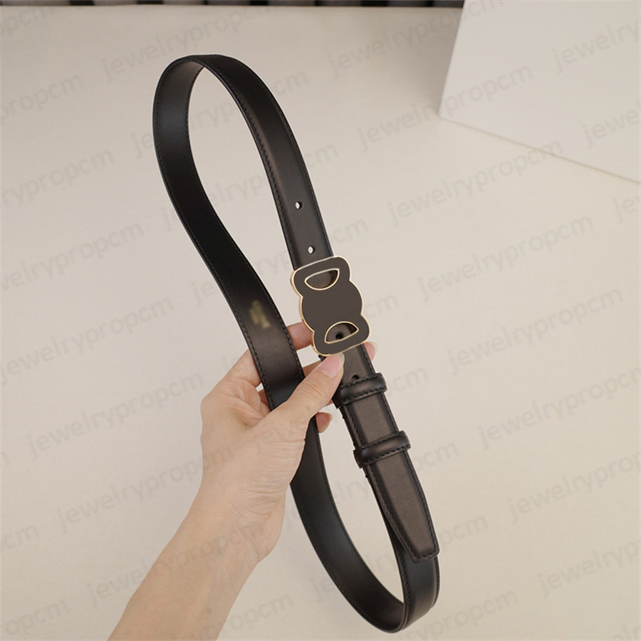 Designer Casual Leather Belts Fashion Women's Belt 2.5 CM Wide Smooth Buckle Travel Accessories 3 Colors