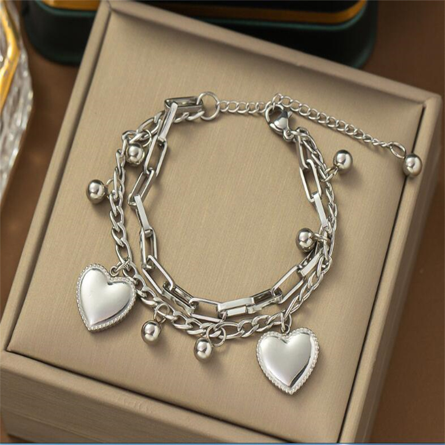 The new double-layer love pendant bracelet is suitable for women's metal bracelets and versatile daily accessories AB43