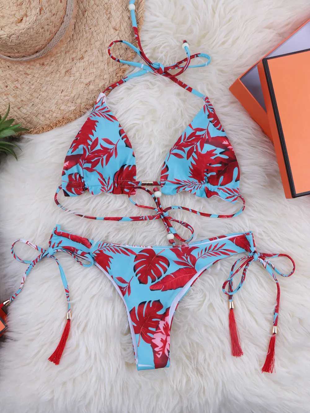 Costumi da bagno da donna Costumi da bagno ragazze Bikini a triangolo Set Brasile Bikini 2024 Costumi da bagno con cinturino con cinturino Costumi da bagno con nappe Costumi da bagno da donna Costumi da bagno push up J240330