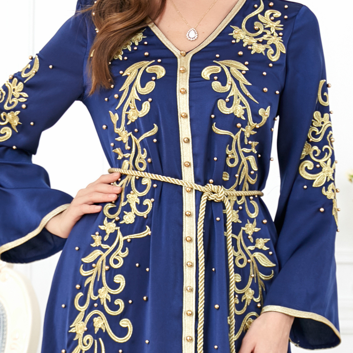 Roupas femininas do Oriente Médio, decorações árabes, novas vestes transfronteiriças de manga comprida de comércio exterior, bordados muçulmanos, Dubai