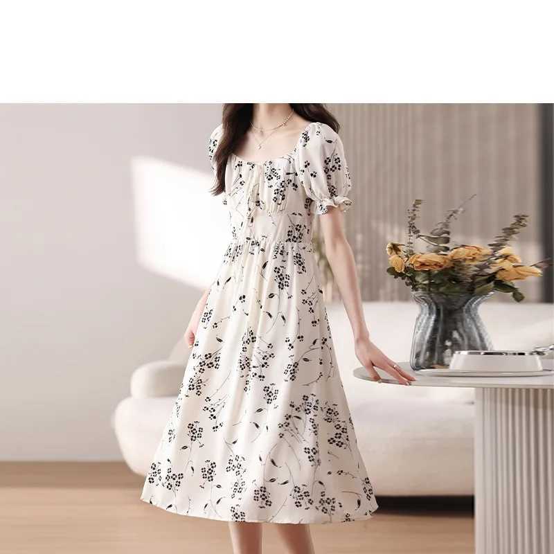 Vestidos casuais básicos verão mulheres pulôver estampa floral plissado gola quadrada bandagem cordão manga curta elegante escritório senhora vestido yq240330