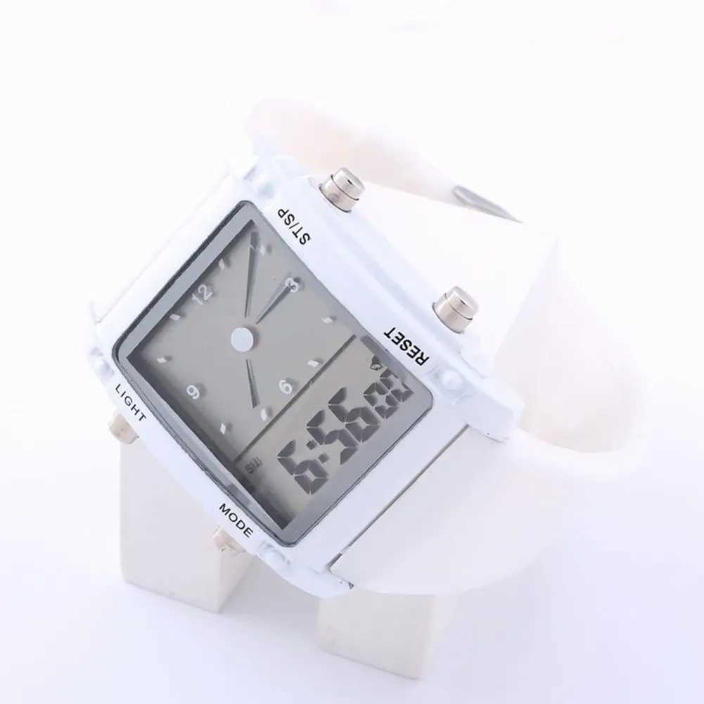 Armbanduhren Elektronische Armbanduhr Männer Wasserdichte Digitalanzeige Mode Paar LED Leuchtende Digitaluhr Student 24329