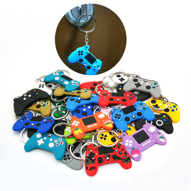 Keychains Accessories PVC Gamepad Keychain for Men Designer Pendant Ryggsäck hängande dekoration gamepad tecknad anime nyckelringar
