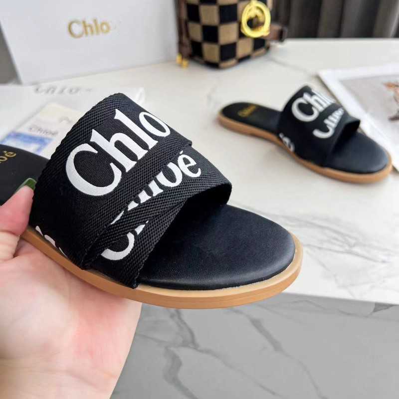 デザイナーChlee Slippers 2024フラットボトムベトナムドバイナイジェリア広州出荷高品質1キュートで甘い3p0p