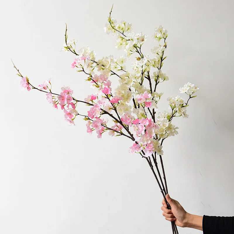 Couronnes de fleurs décoratives 109 cm fleurs de cerisier artificielles fleurs en soie fausse branche longue Bouquet de prune Sakura pour fête de mariage décoration de Vase de chambre à domicile L2403