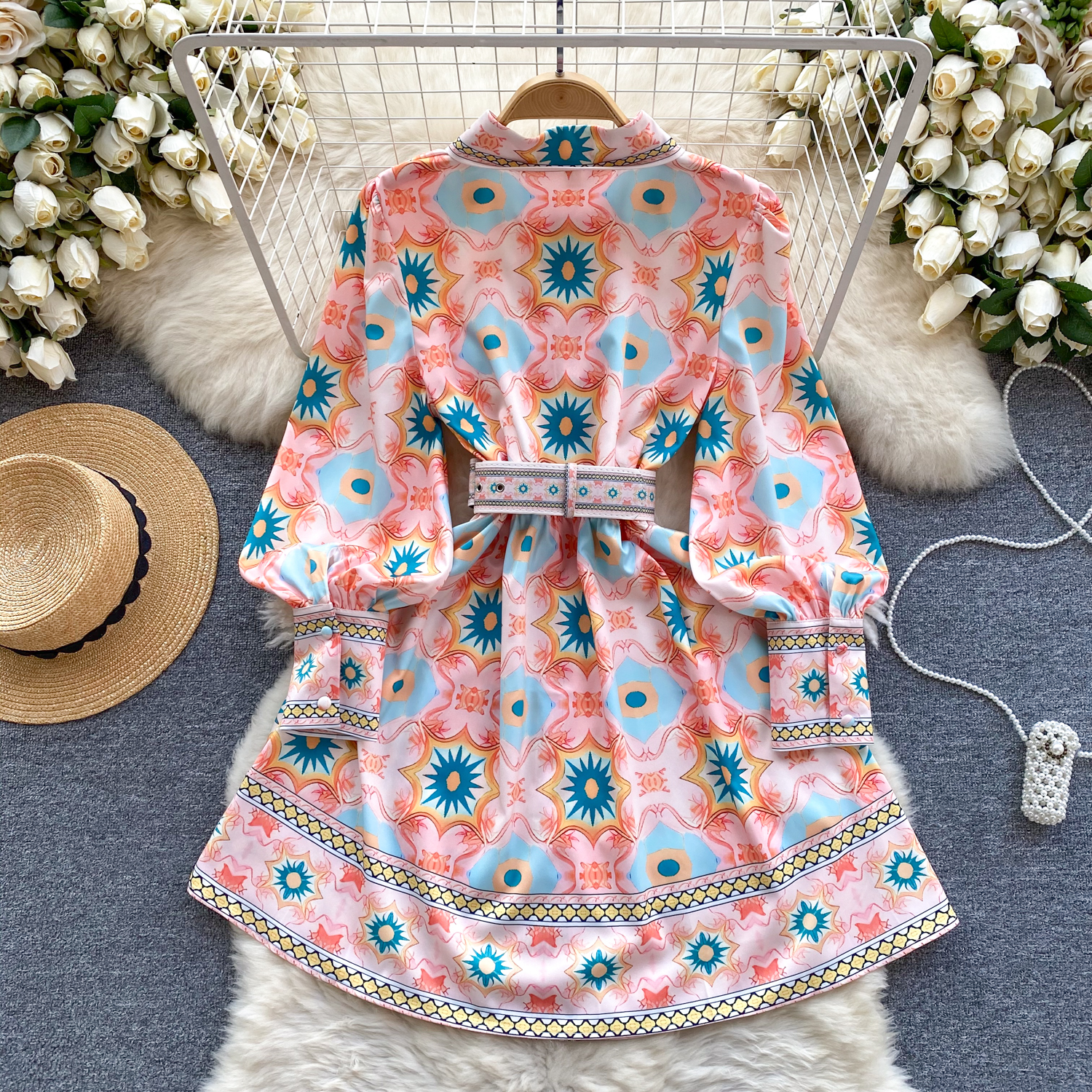 Kvinnor grundläggande casual klänningar 2024 Spring Runway Shirt Dress Women's Turn Down Neck Long Lanter Sleeve Floral Print Single Breasted Belt Mini Vestidos