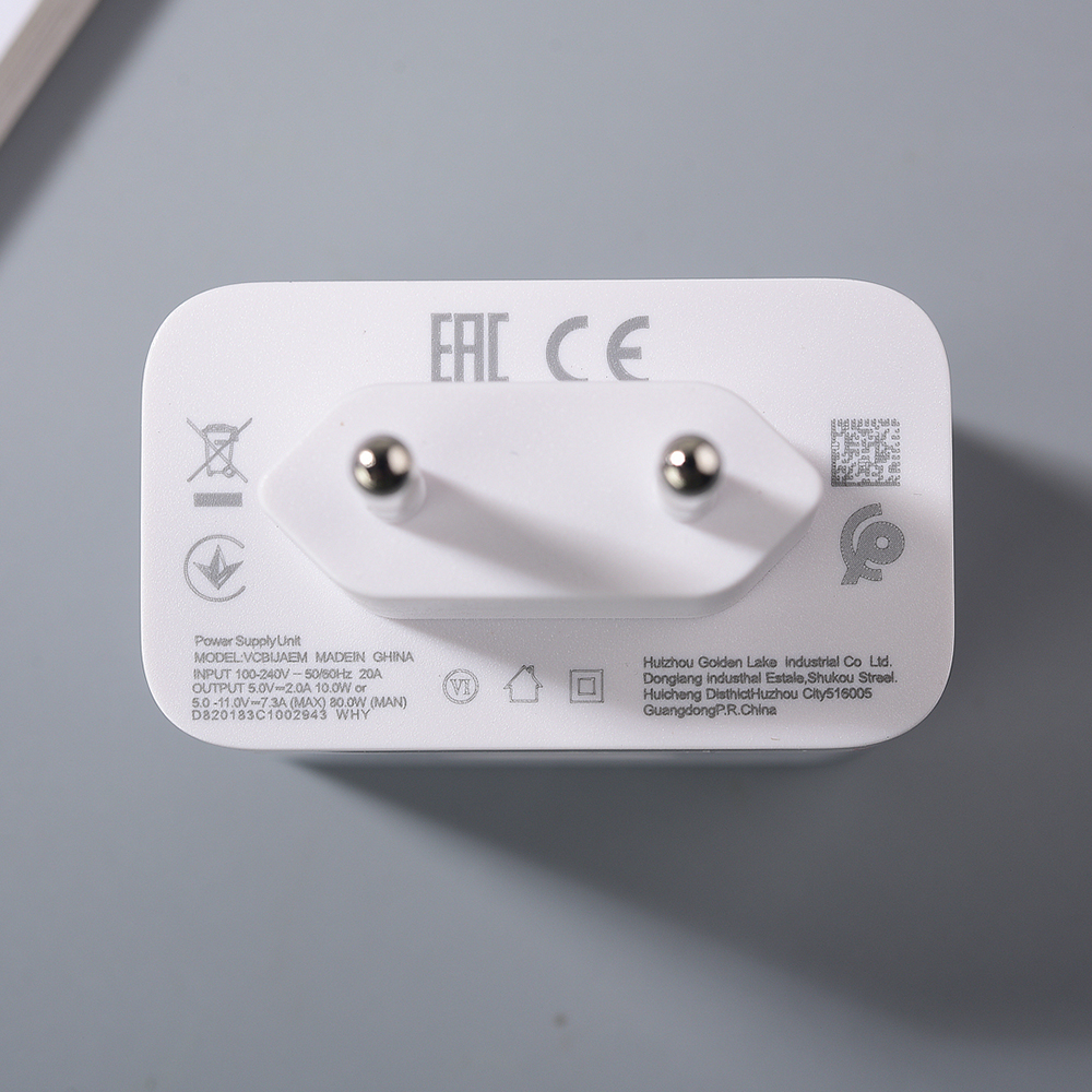 Chargeur Supervooc de haute qualité EU / US QC3.0 Adaptateur de charge rapide 1M 6A Type C Câble pour Realme GT Neo 2 3T 9 I 10pro + Find X2