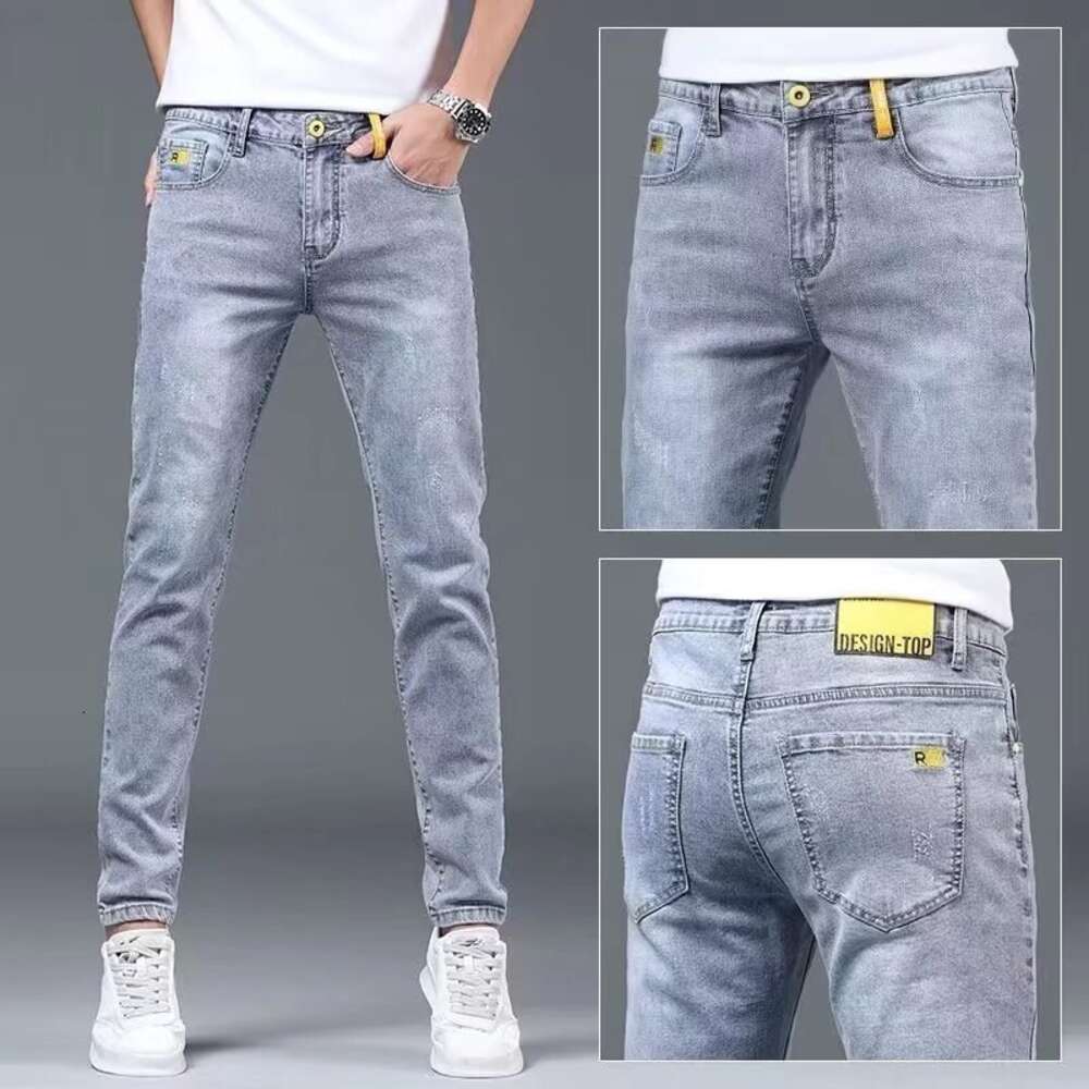 2024 lente lichtgekleurde noodlijdende jeans, heren slim fit kleine voet elastische broek, Koreaanse versie trendy bedelaarsbroek