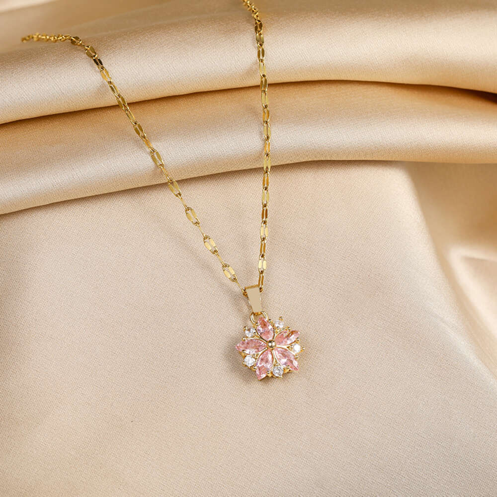 Новый милый романтический розовый кулон в виде Сакуры, ожерелья из нержавеющей стали для женщин, корейская мода, женская сексуальная цепочка на ключицу, ювелирное изделие, подарок