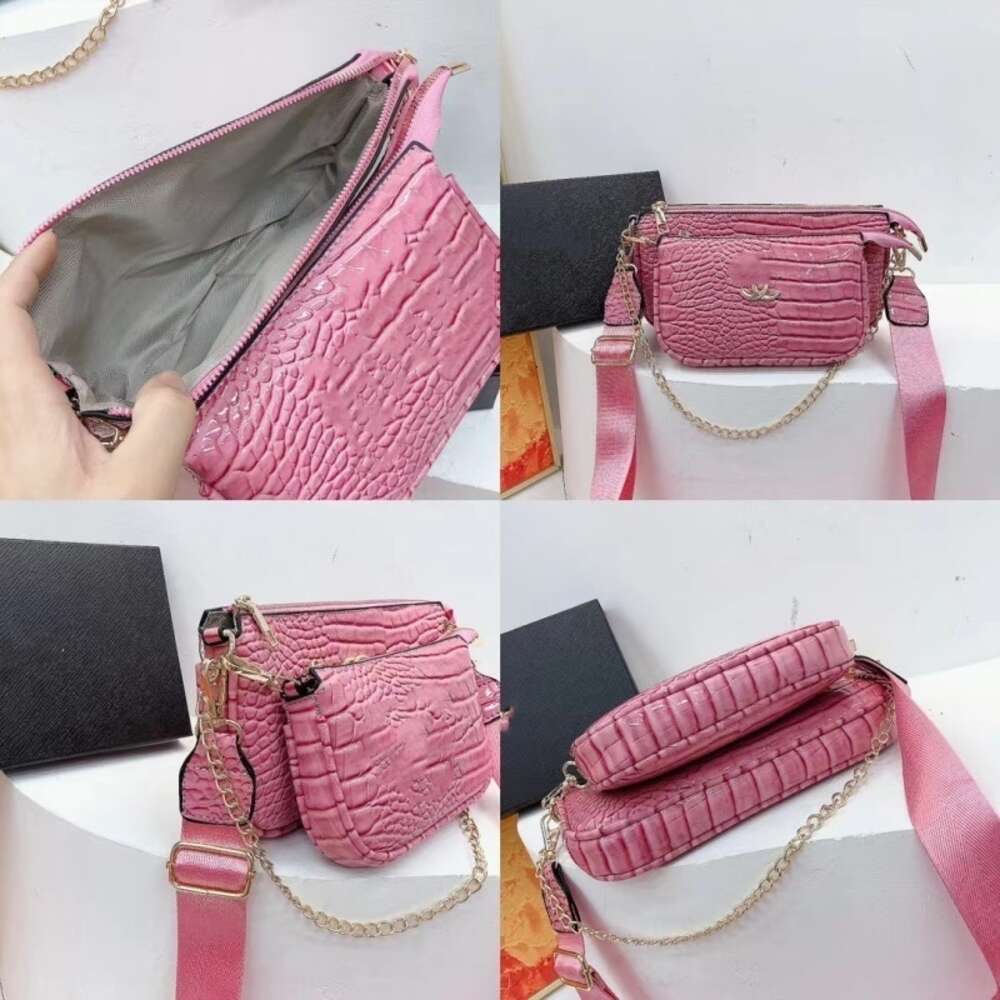 Ontwerper van leren handtassen verkoopt merktassen voor dames met 50% korting Nieuwe damestas Klein vierkant en set met één schouder Crossbody