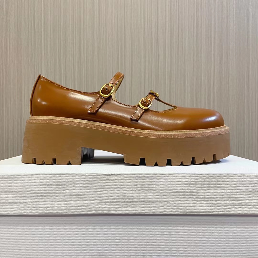 2024 Nieuwe designer casual schoenen Platform dames bootschoenen met ronde kop Gesp Luxe leren geklonken gesp Mary Jane schoenen Comfortabele designer lederen schoenen