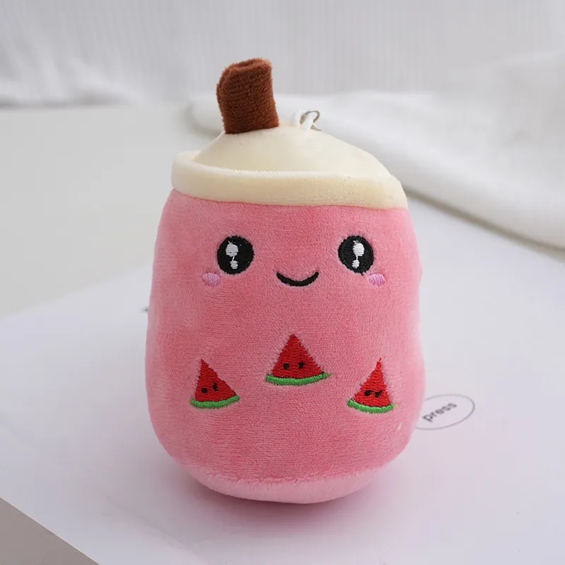 2024 HOT SALE PHOCHESALE MILK TEA PLUSH DOLL TOY KAWAII FRUIT MILK TEA CUP Kudde mjuk fyllda plyscher leksak nyckelring ryggsäck hänge