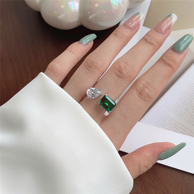 Pear Square Green Diamond Emerald Rings for Women 925 Sterling Silver Love Designer Ring Woman 8A Zirconia Jewelry Jewelry Daily Outfit Hift Box Depliable