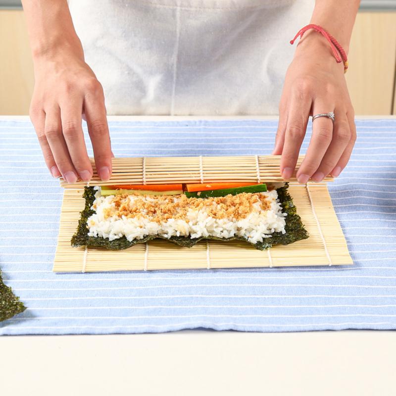 Japansk bambu sushi mats hem diy sushi rullande matta miljövänlig tårta ris rullstillverkare återanvändbar pad kök sushi verktyg