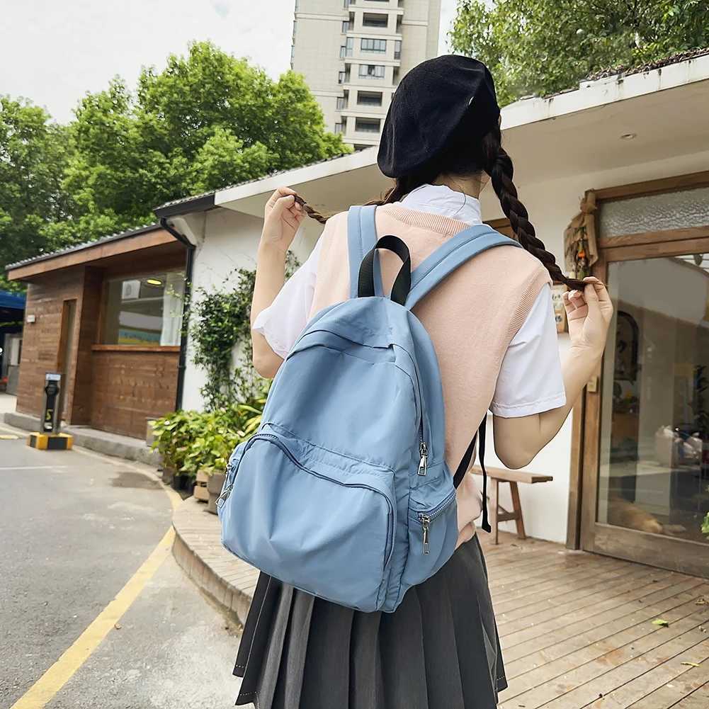 Sacs à dos en peluche sac à dos coréen ordinateur portable pour femmes.