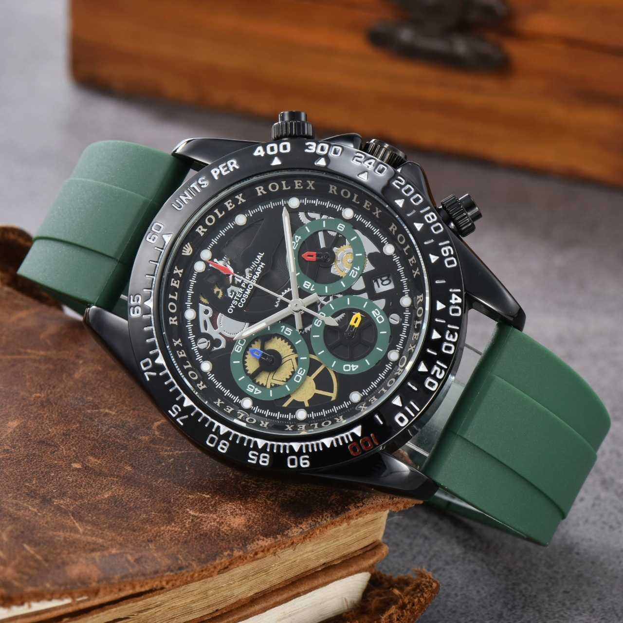 Montres Watchs AAA Laojia six aiguille Watch multifonctionnel Watch Trendy Mens Fashion Watch Silicon Tape Quartz Watch